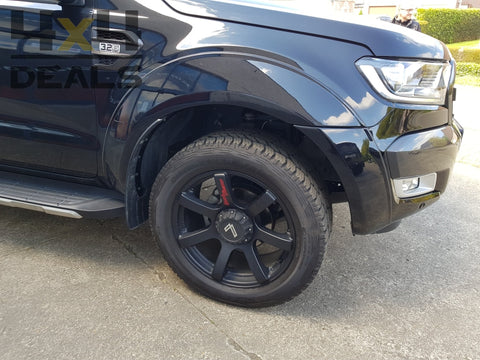 Maxliner Wielkastverbreders Shadow Black Voor Ford Ranger Dc Met Parkeersensoren (2019+) |