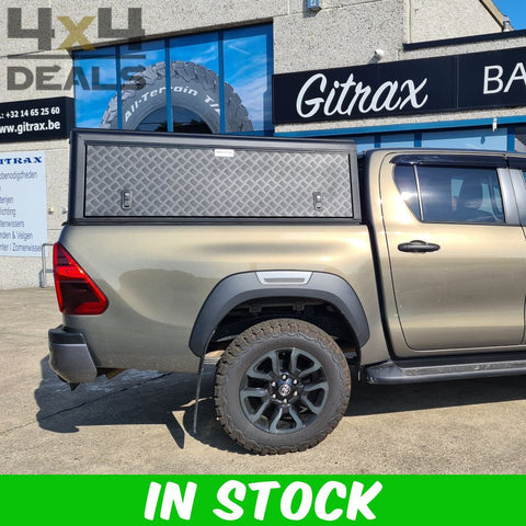 Alu-Cab aluminium hardtop (tread) voor Toyota Hilux Double Cab (2016+)