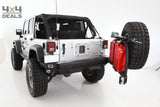 Smittybilt Stalen Achterbumper Atlas Incl Wieldrager Voor Jeep Wrangler Jk | Smittybilt Pare-Chocs Arrière En Acier Atlas + Porte Roue Pour